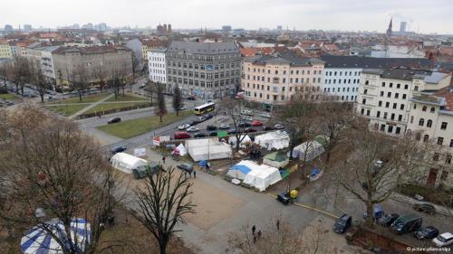 Campement de réfugiés sur la place +Oranienplatz+ à Berlin-Kreuzberg